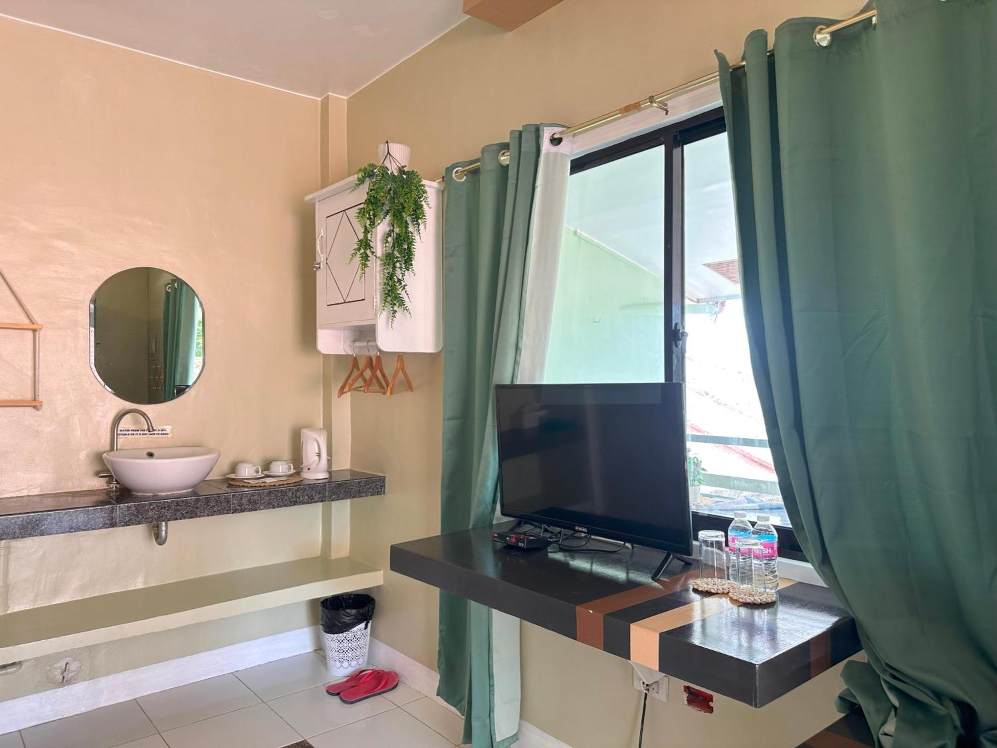 Panari Lodge Ель-Нідо Номер фото
